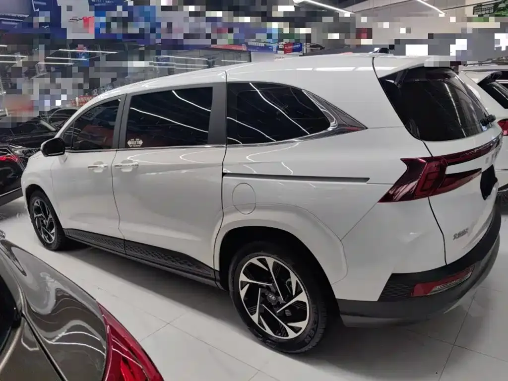 Hyundai Custo — фото 8