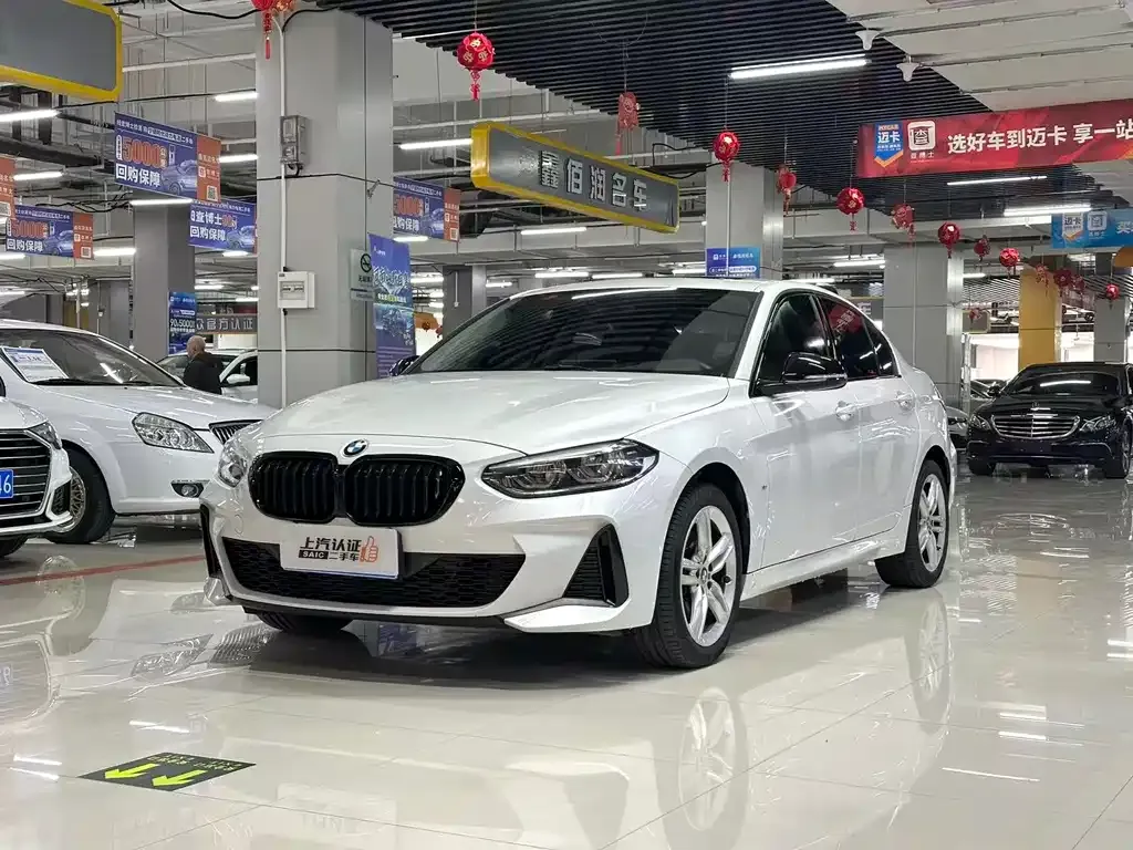 BMW 1 Series — фото 1