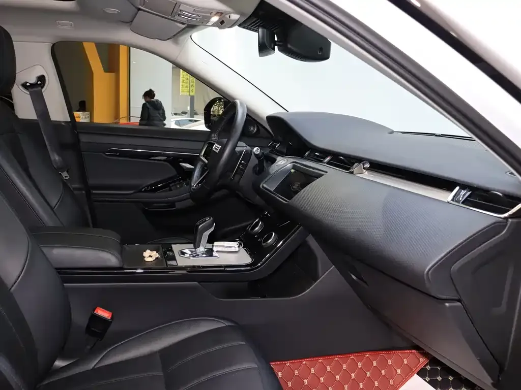 Land Rover Evoque — фото 3