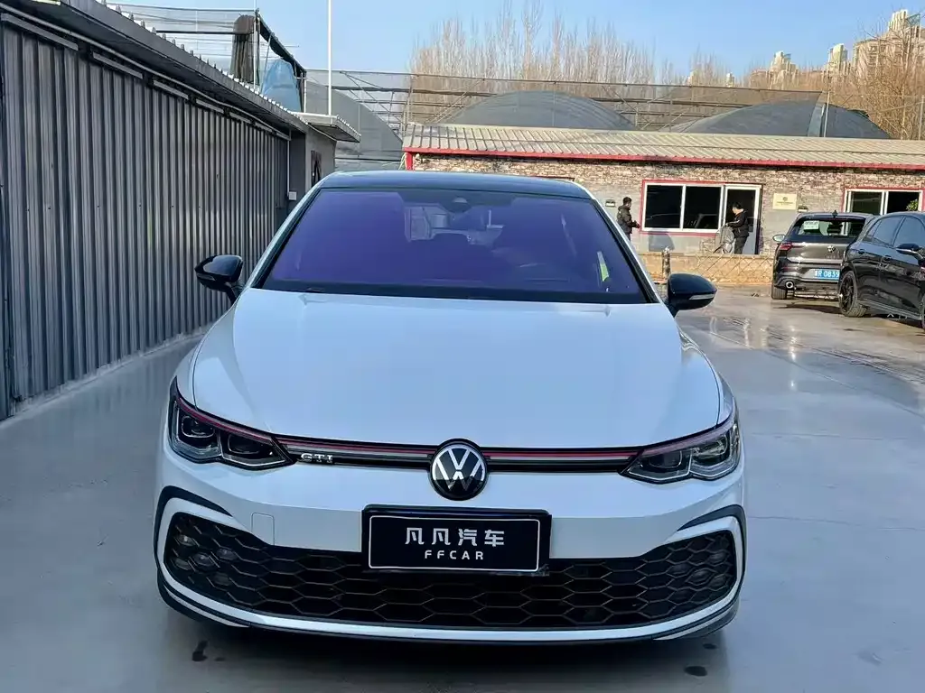 Volkswagen Golf GTI — фото 2