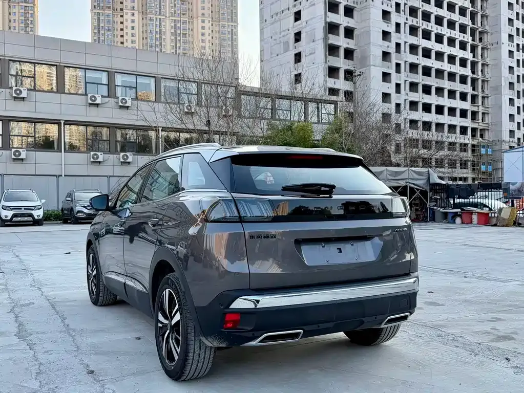 Peugeot 4008 — фото 10