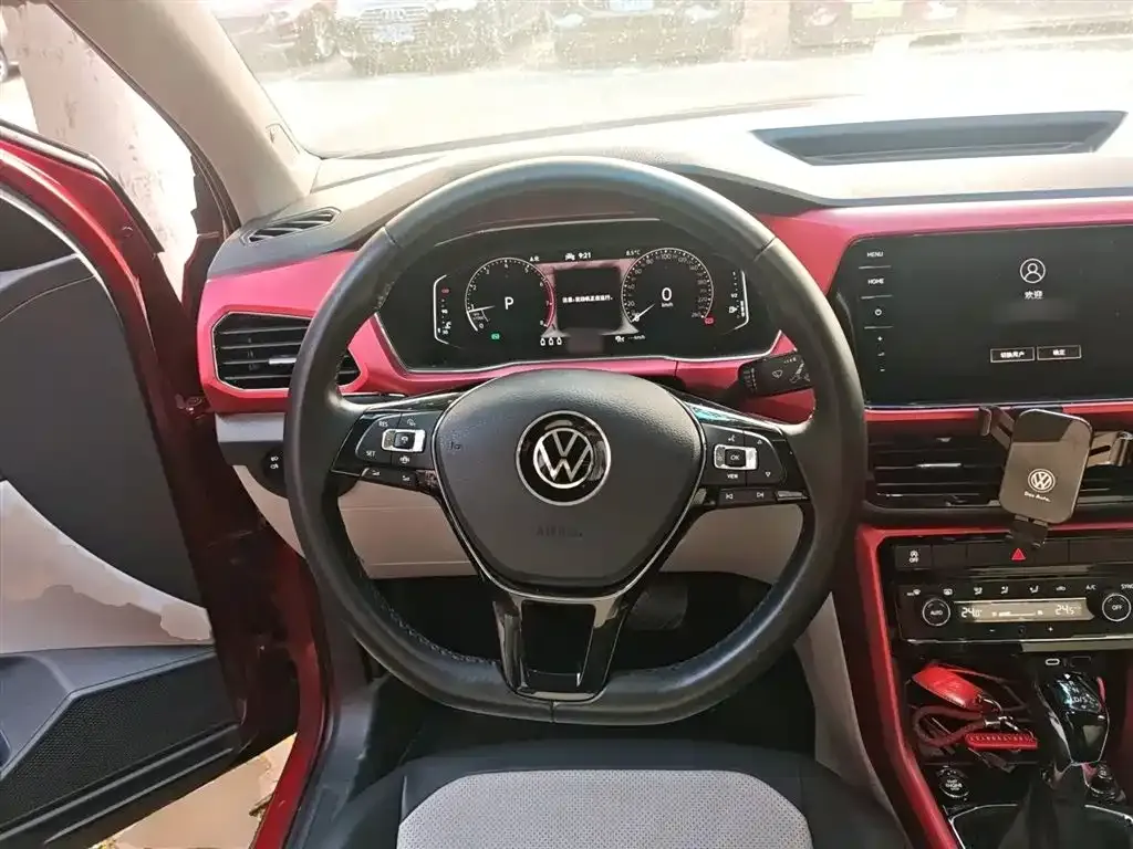 Volkswagen T-Cross — фото 5
