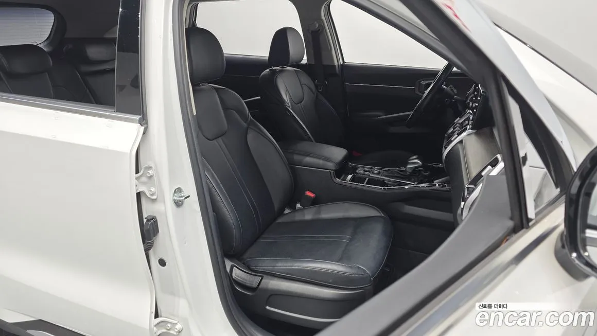 Kia Sorento — фото 6