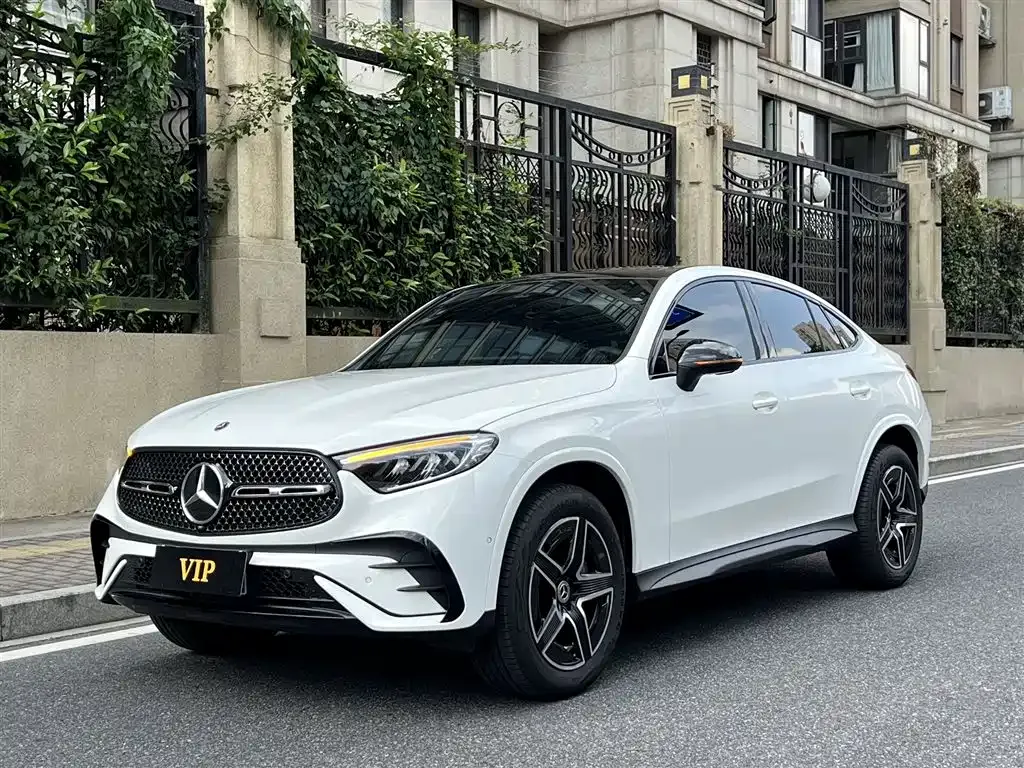 Mercedes-Benz GLC Coupe — фото 1