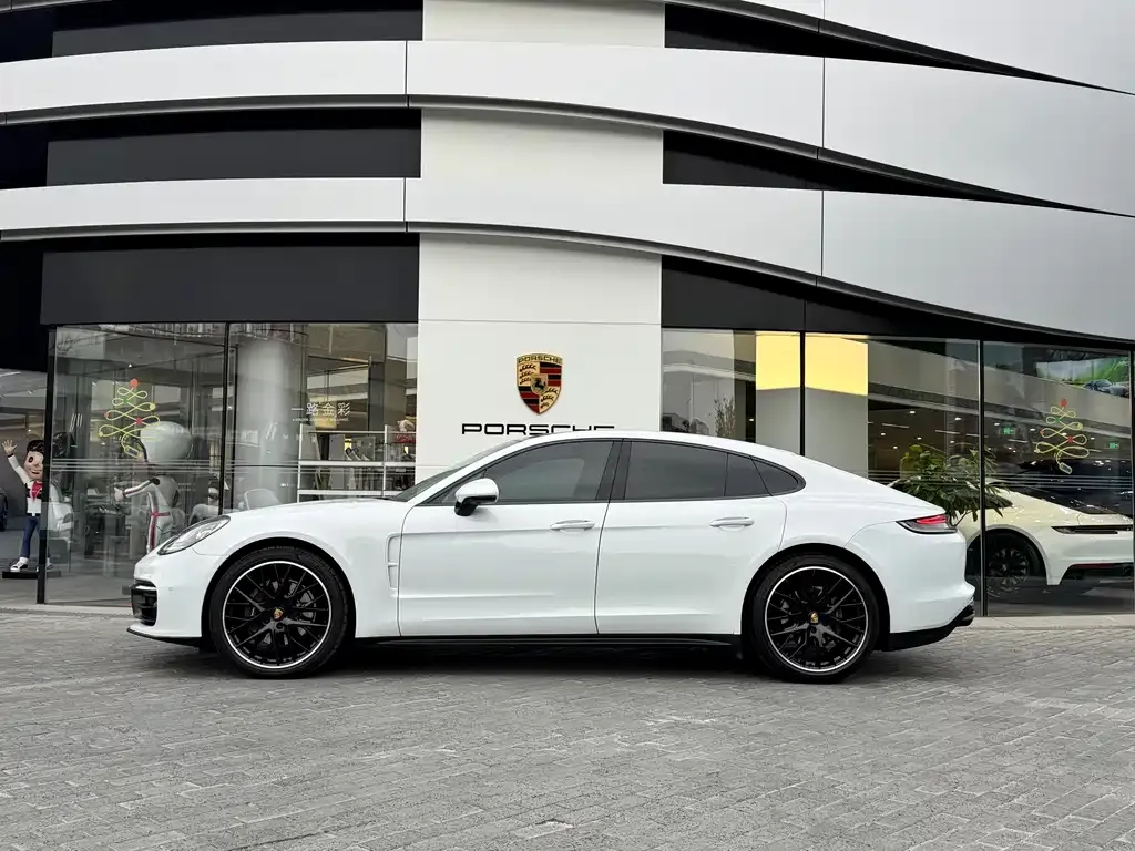 Porsche Panamera — фото 4