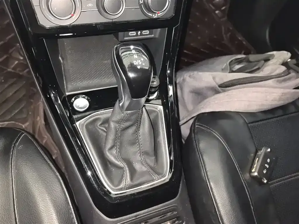 Volkswagen Tacqua — фото 6