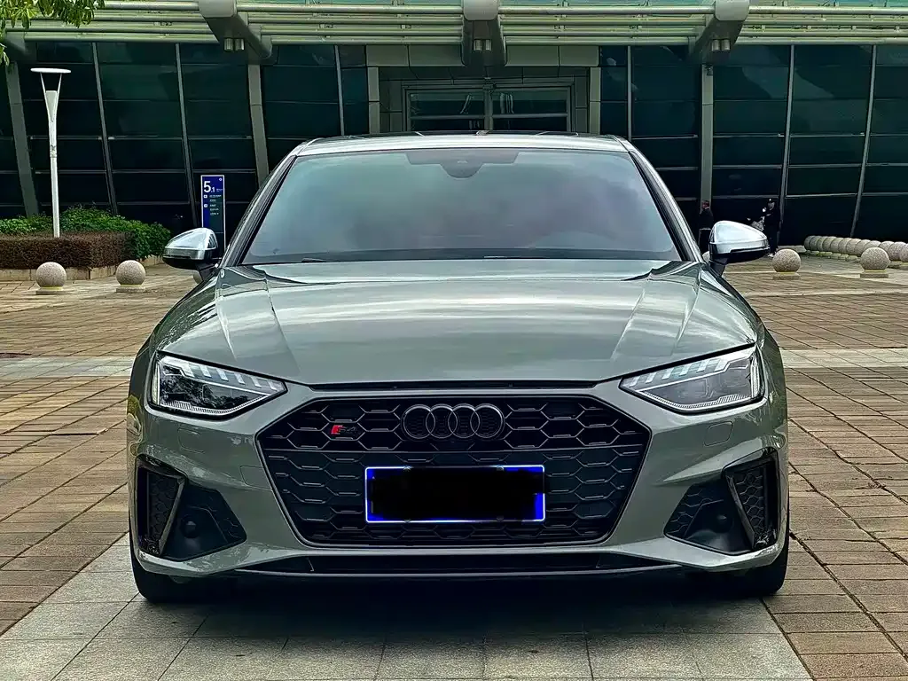Audi S4 — фото 3