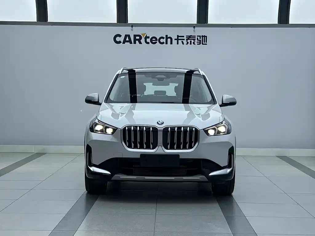BMW X1 — фото 2