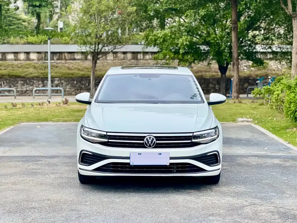 Volkswagen Bora — фото 2