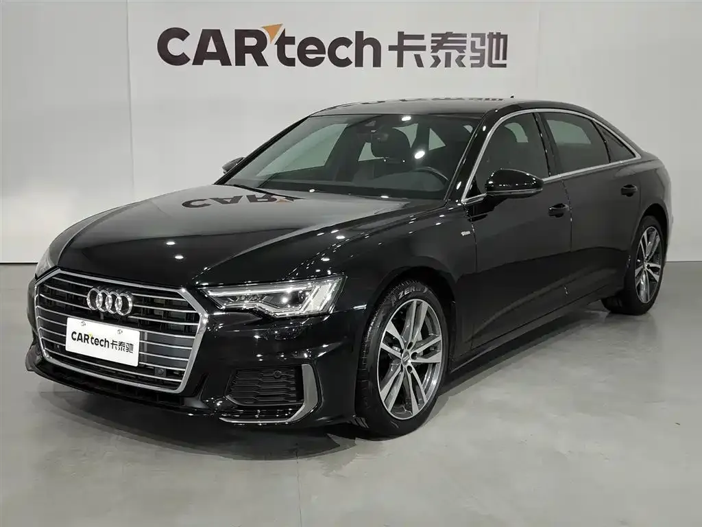 Audi A6L — фото 1