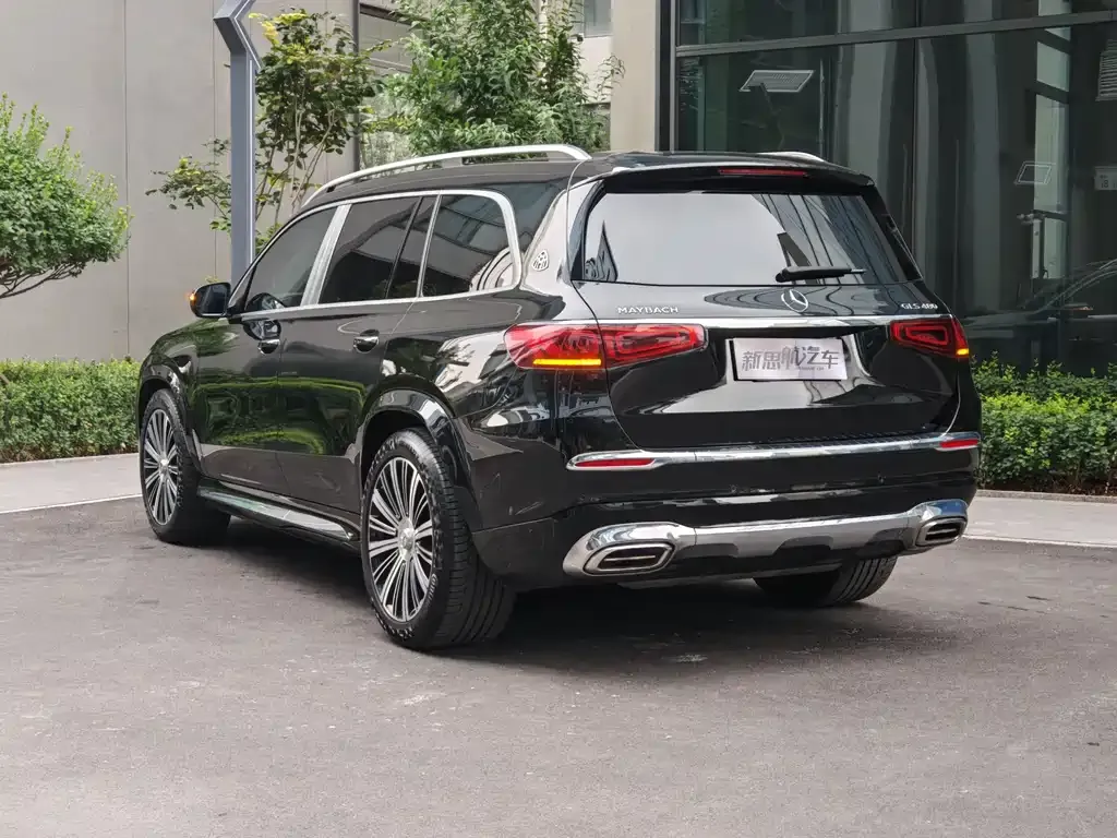 Mercedes-Benz GLS — фото 9