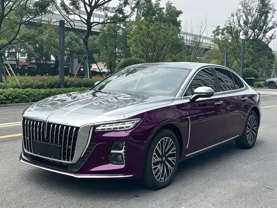 Hongqi H5 — фото 1
