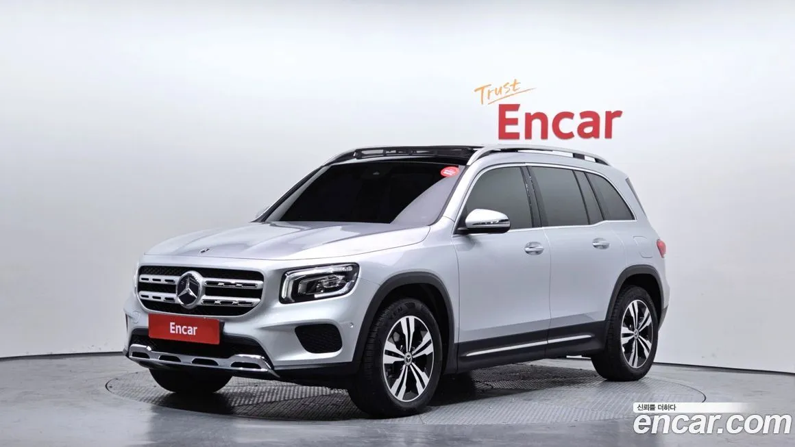 Mercedes-Benz GLB-Class — фото 1
