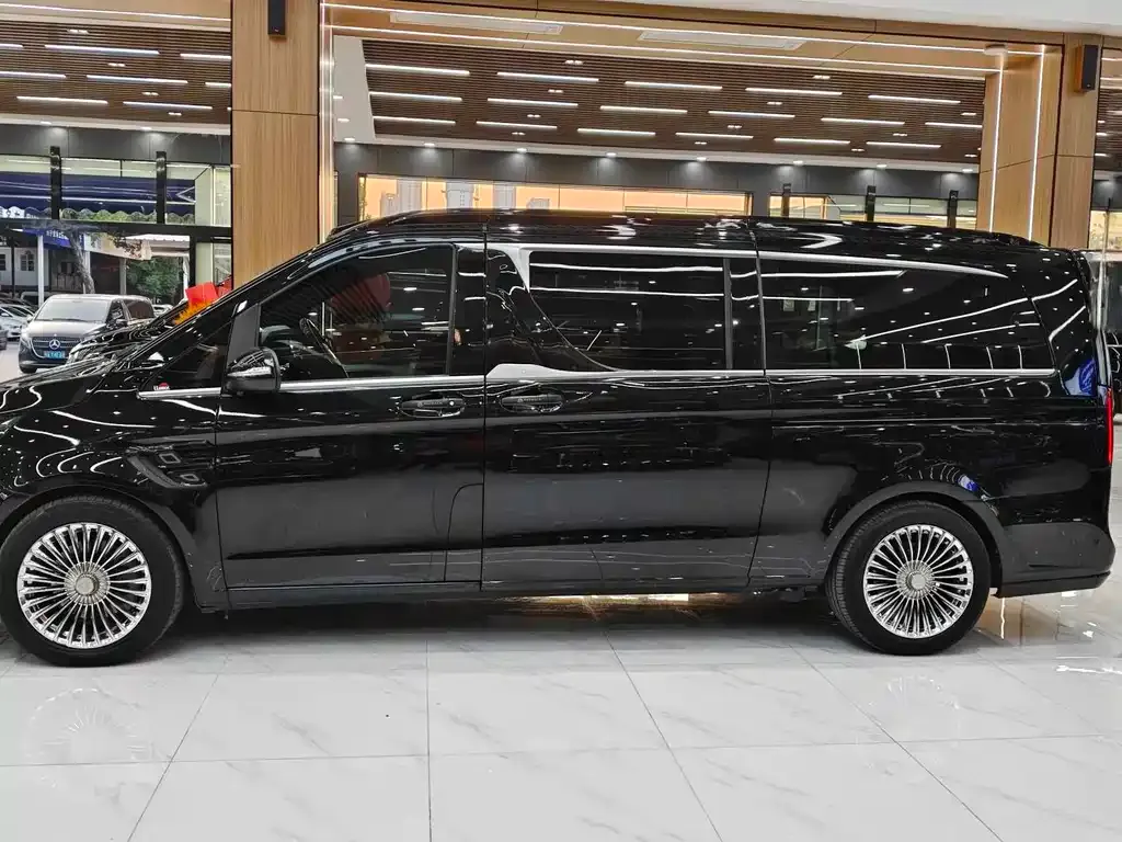 Mercedes-Benz Vito — фото 10