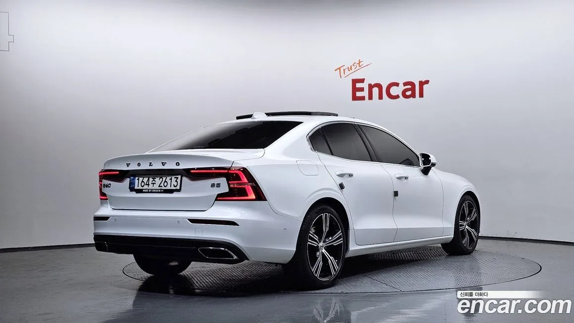Volvo S60 — фото 2