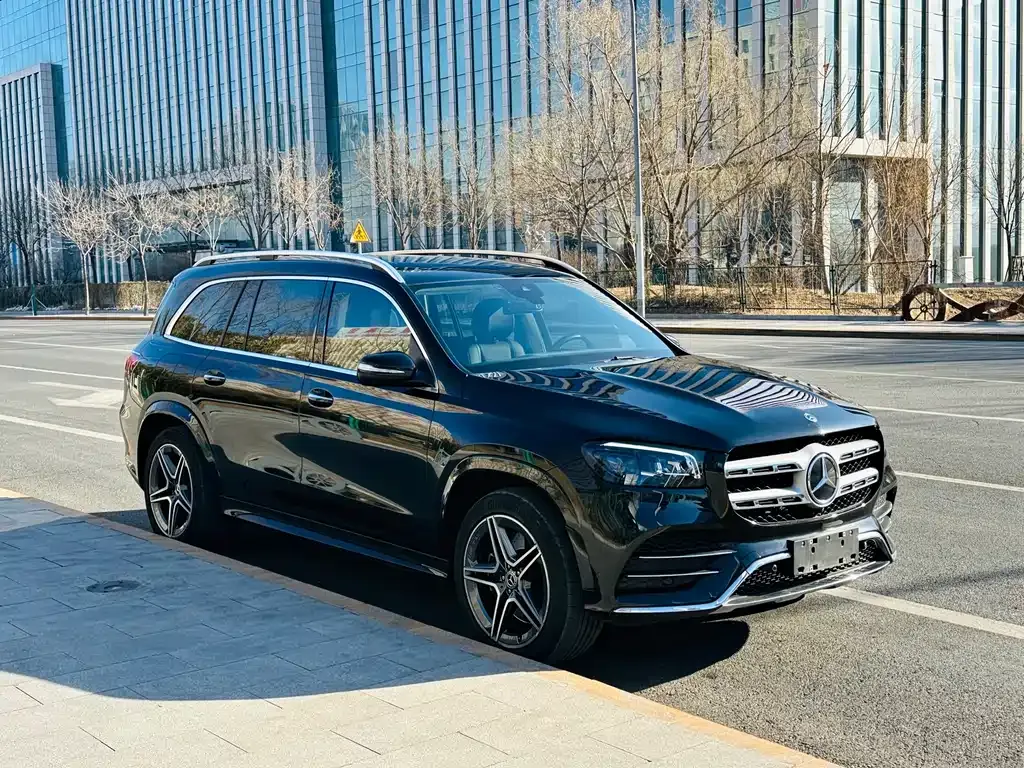 Mercedes-Benz GLS — фото 8