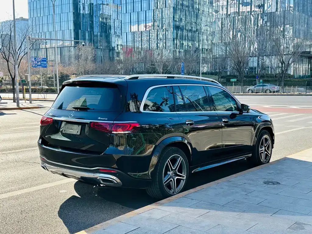 Mercedes-Benz GLS — фото 4