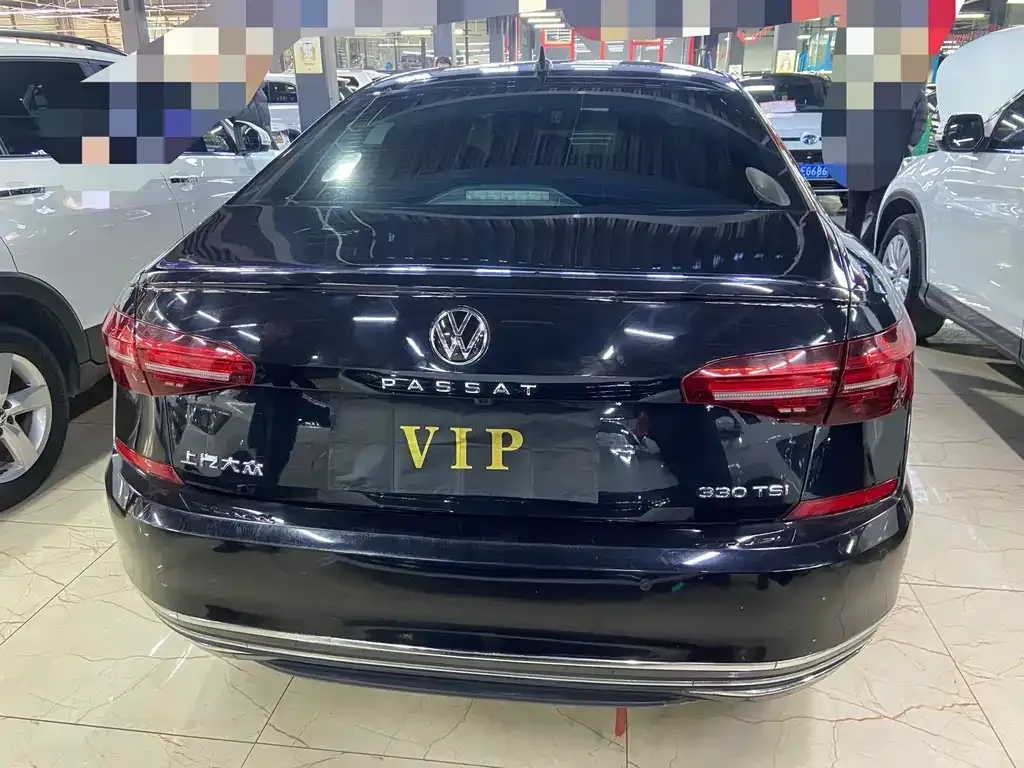 Volkswagen Passat — фото 7