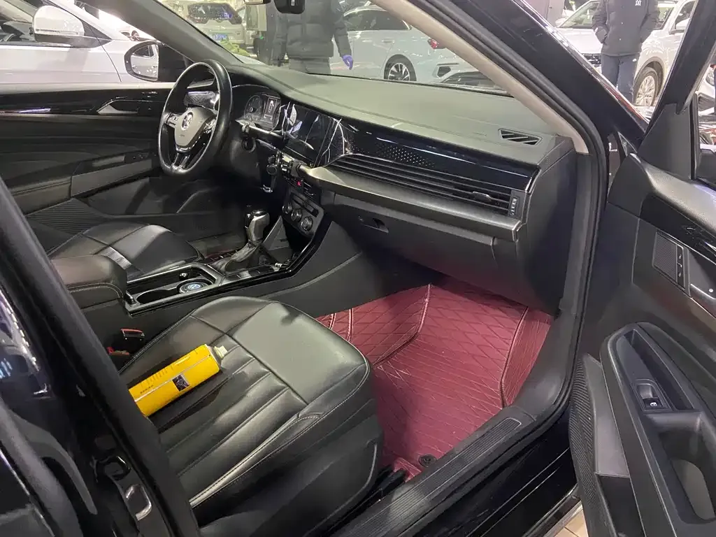 Volkswagen Passat — фото 8