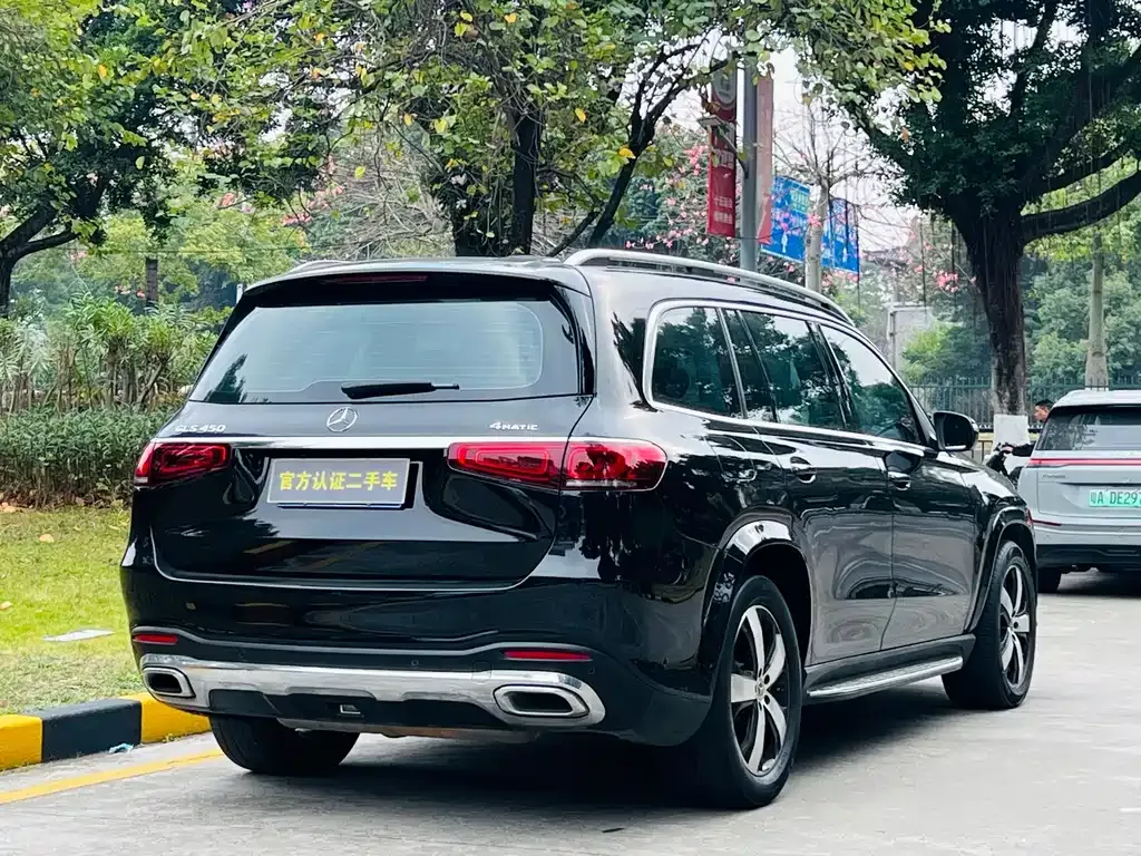 Mercedes-Benz GLS — фото 6