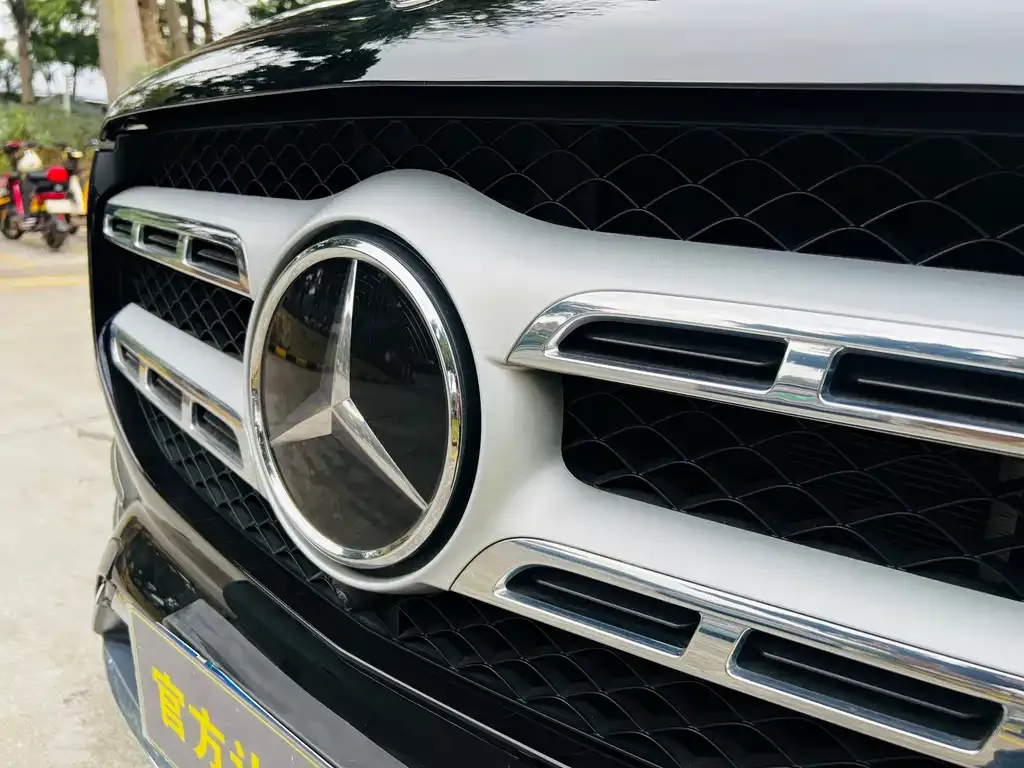 Mercedes-Benz GLS — фото 2