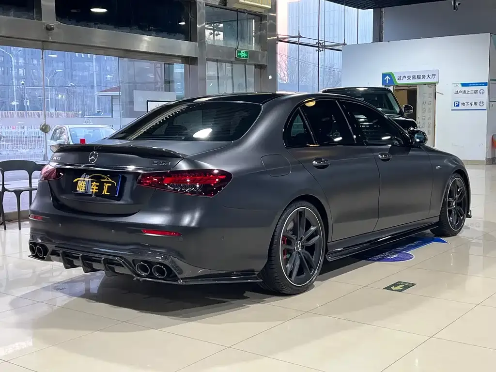 Mercedes-Benz E-Class AMG — фото 4
