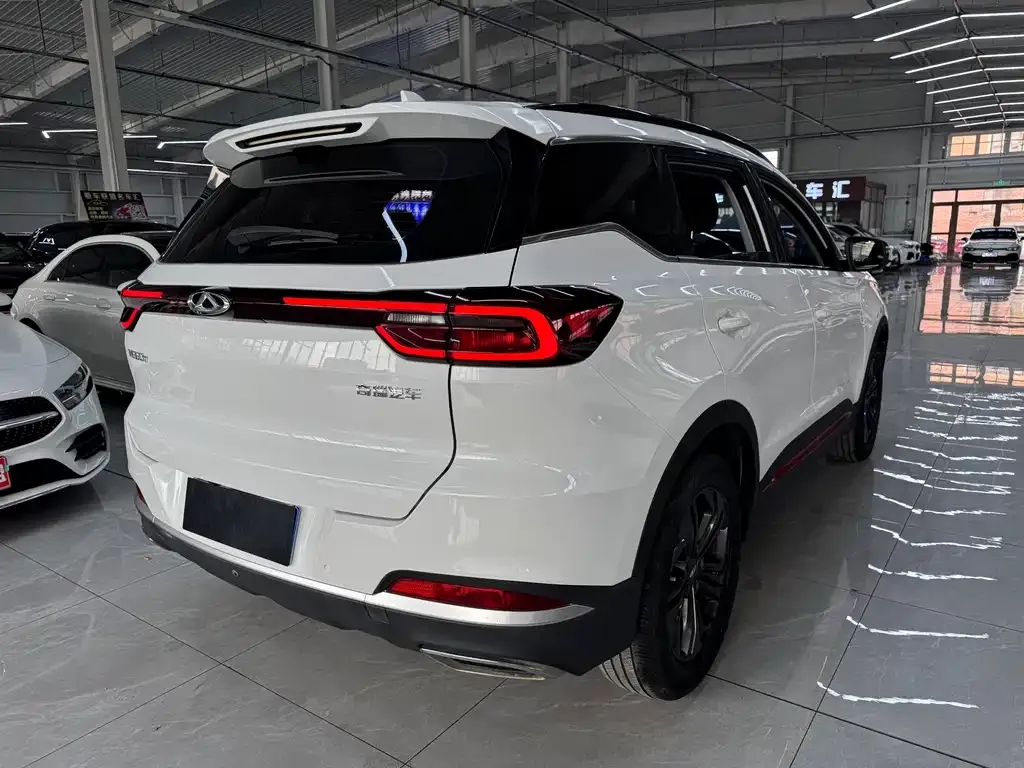 Chery Tiggo 7 — фото 4