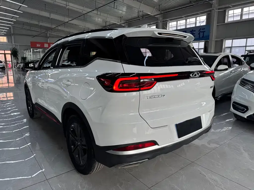 Chery Tiggo 7 — фото 6