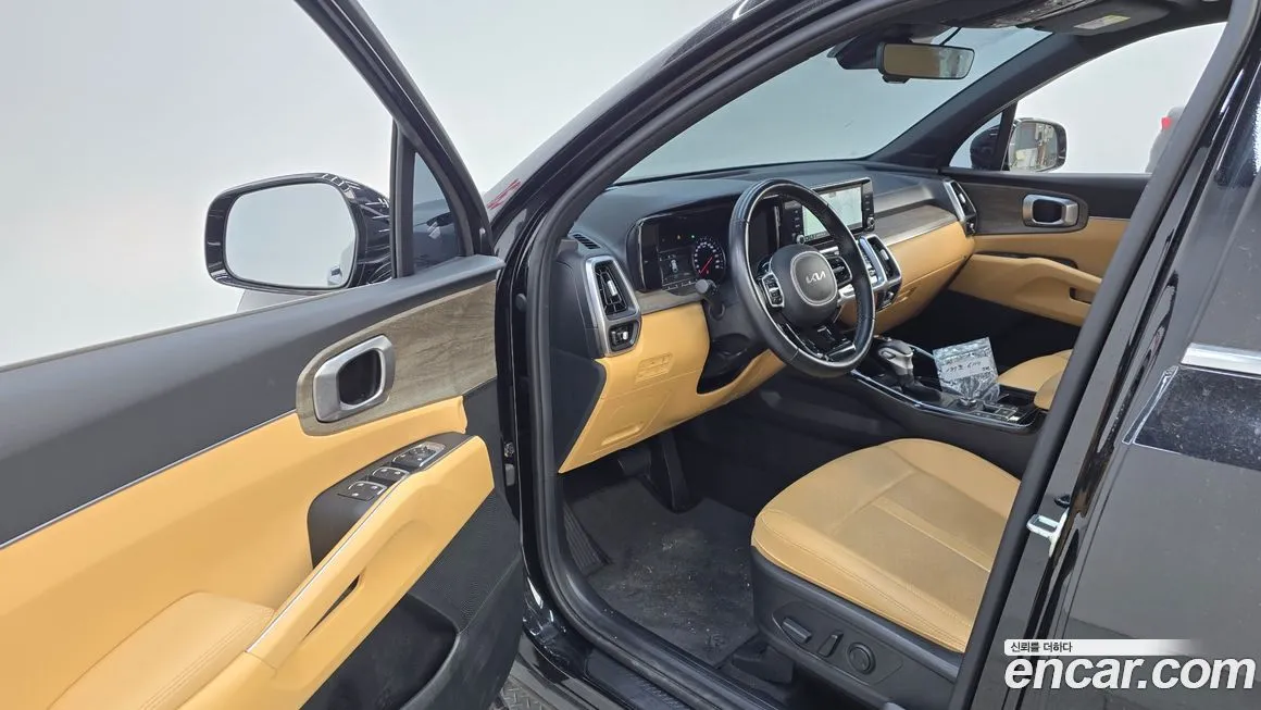 Kia Sorento — фото 5