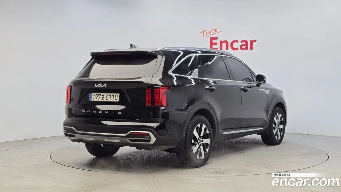Kia Sorento — фото 10