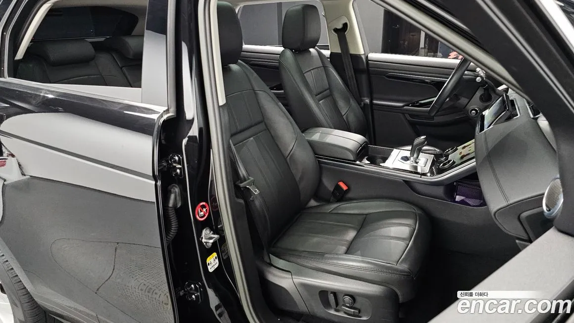 Land Rover Range Rover Evoque — фото 9