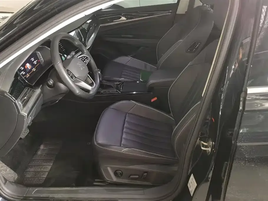 Volkswagen Passat — фото 4