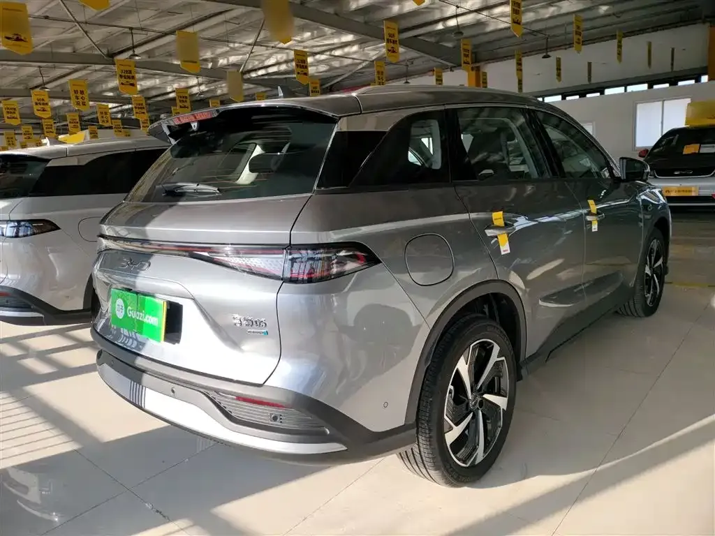 BYD Seal 05 DM-i — фото 7