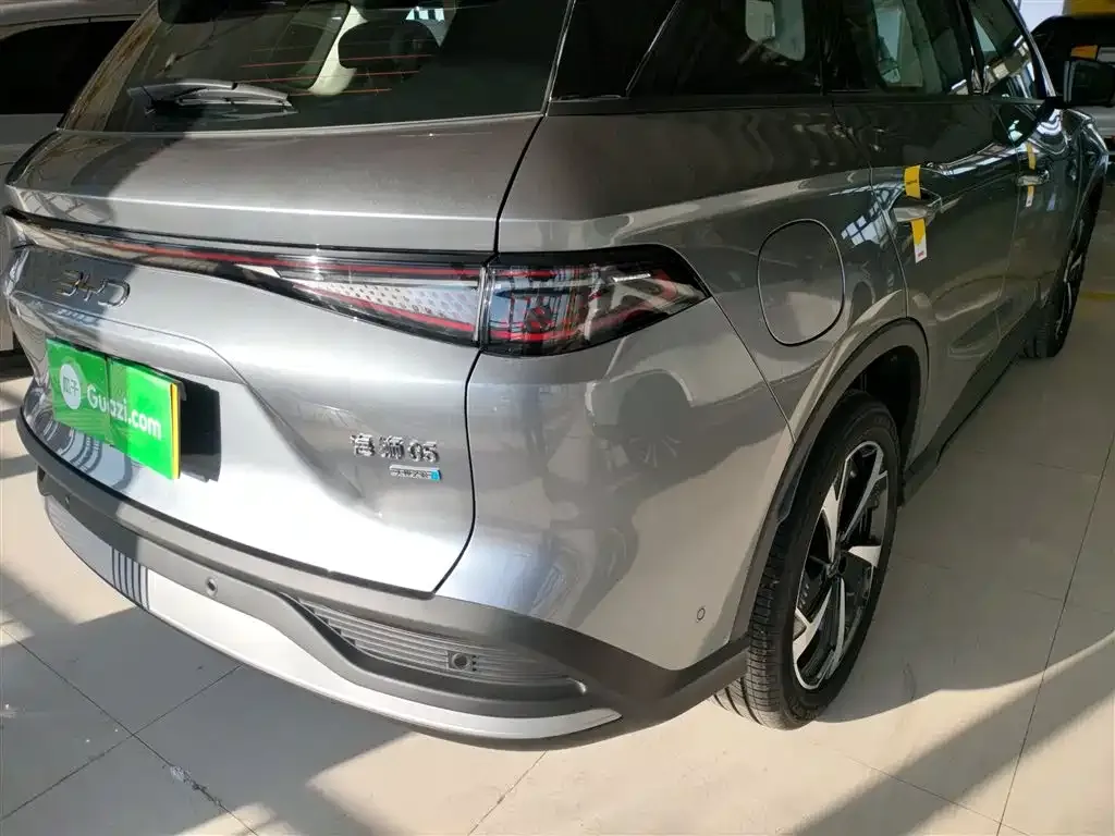 BYD Seal 05 DM-i — фото 8