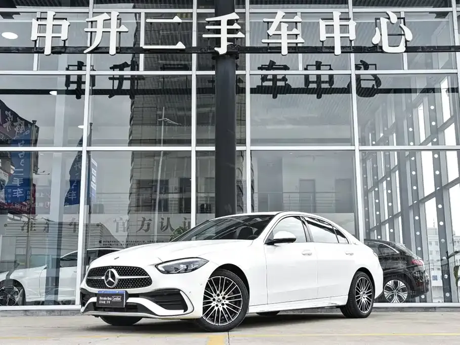 Mercedes-Benz C-Class — фото 1