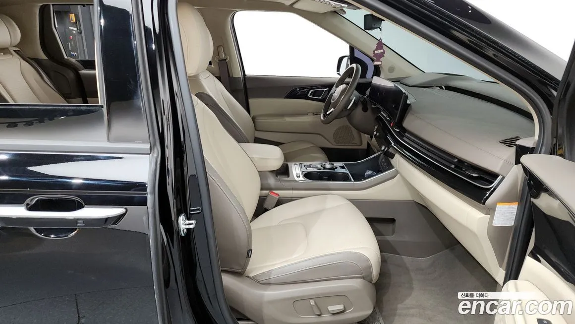 Kia Carnival — фото 10