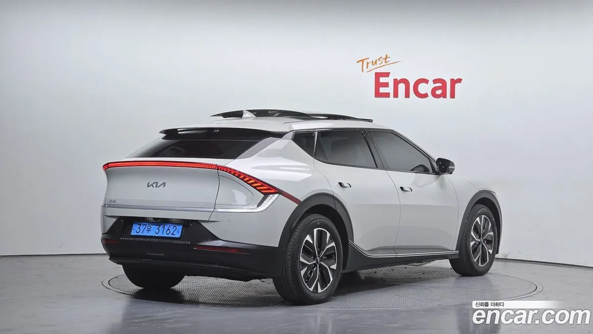 Kia EV6 — фото 2