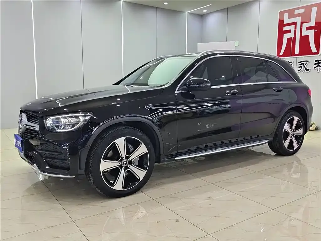Mercedes-Benz GLC — фото 1