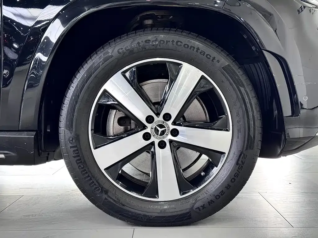 Mercedes-Benz GLS — фото 9