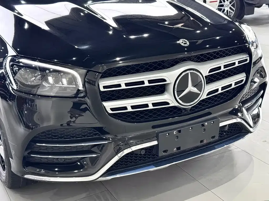 Mercedes-Benz GLS — фото 10