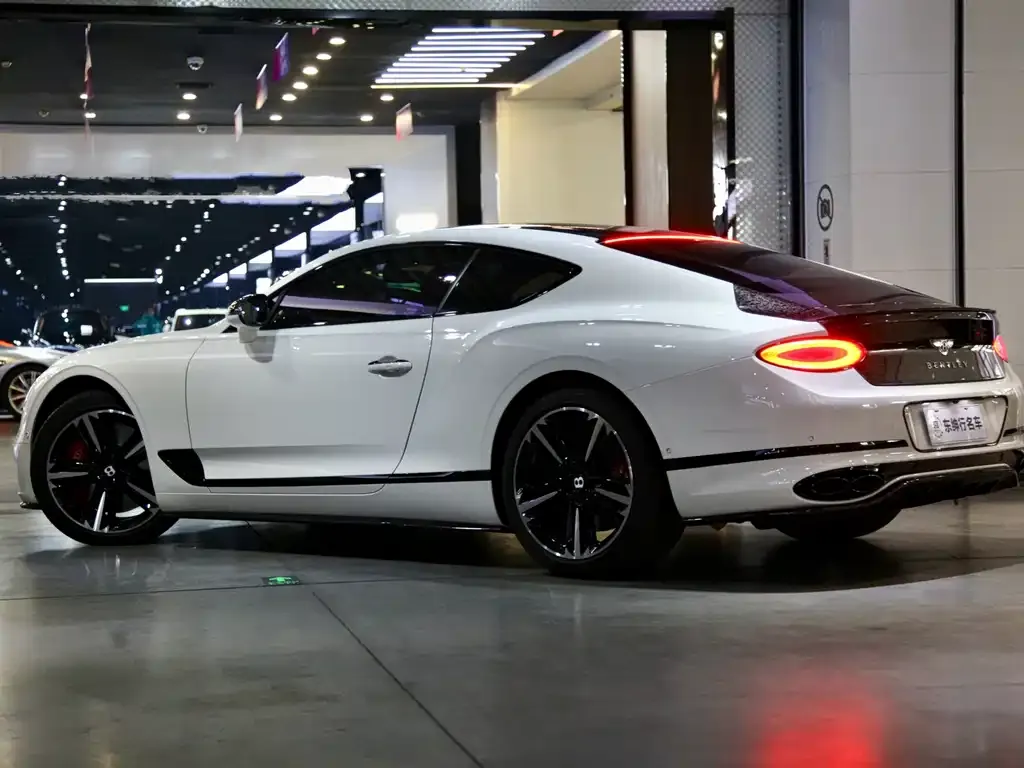Bentley Continental — фото 7
