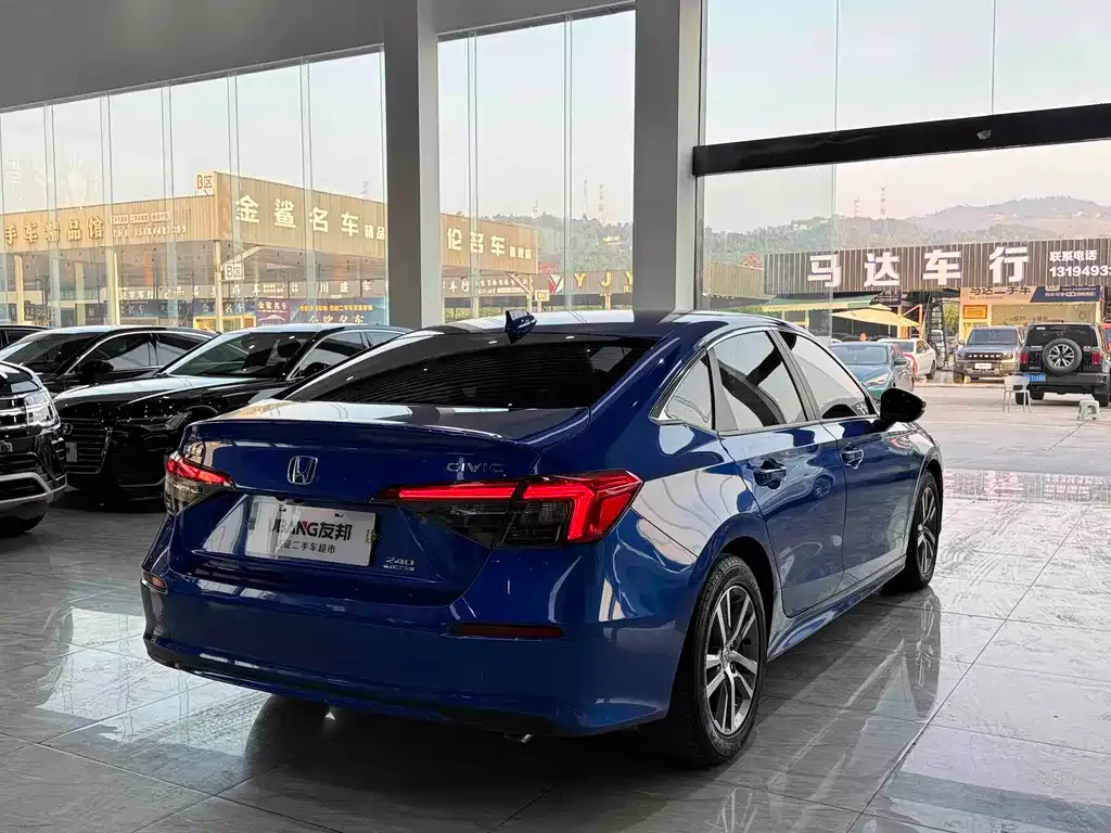 Honda Civic — фото 4