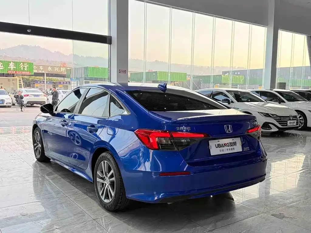 Honda Civic — фото 6