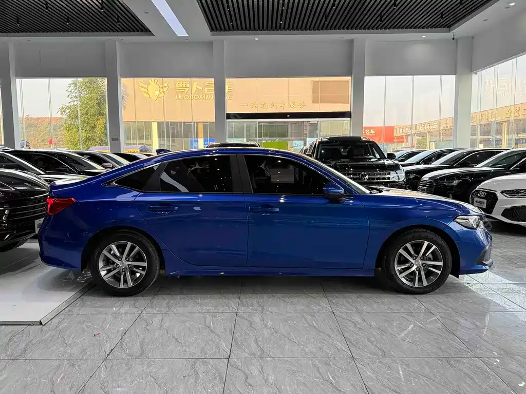 Honda Civic — фото 7