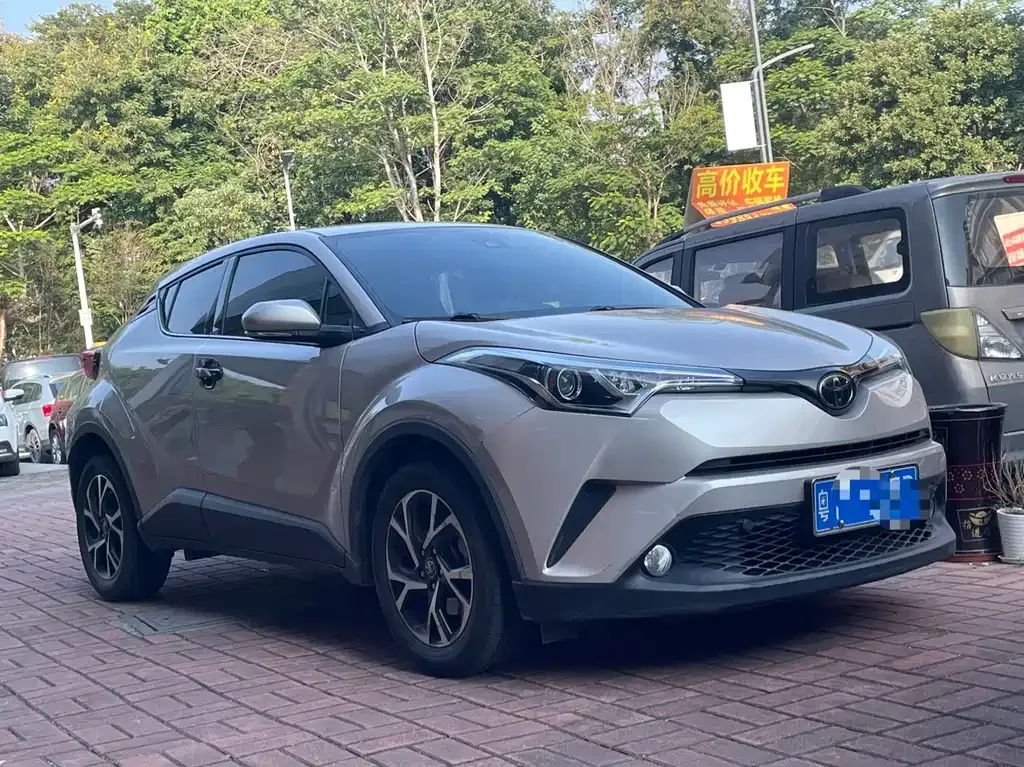 Toyota C-HR — фото 5