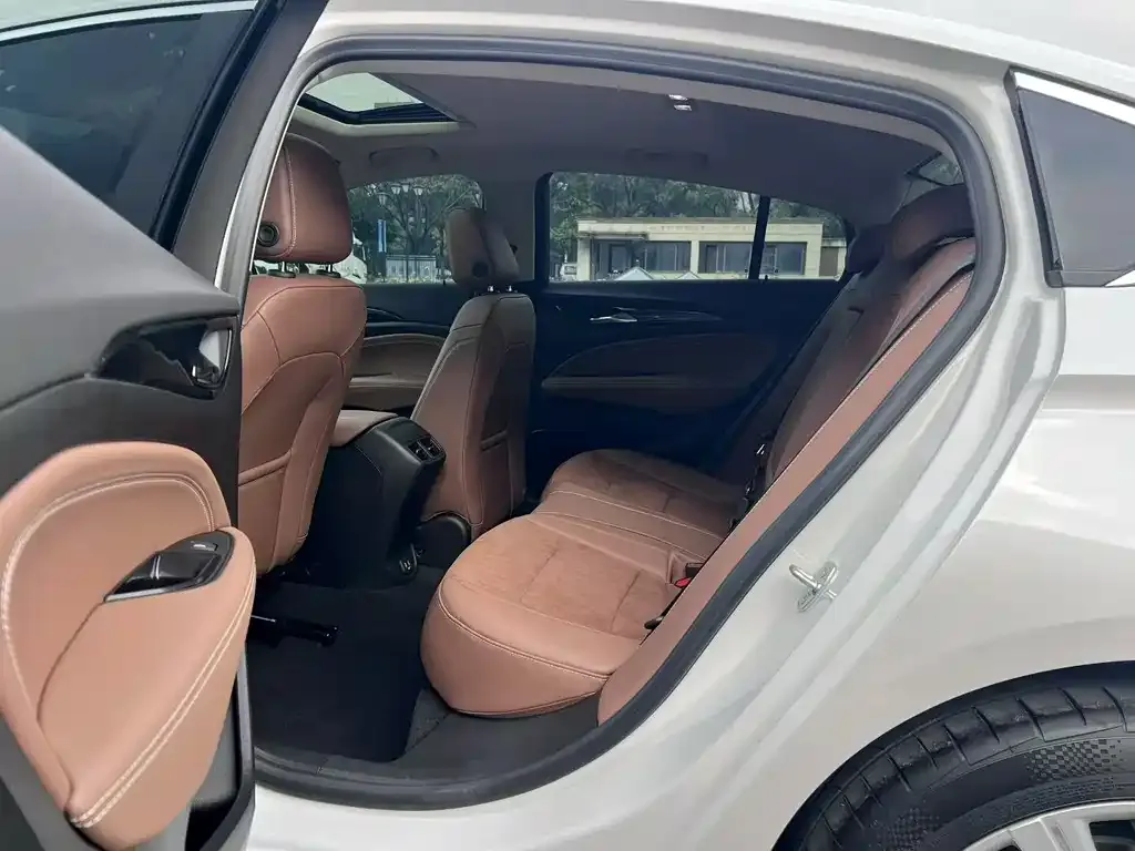 Buick Regal — фото 8