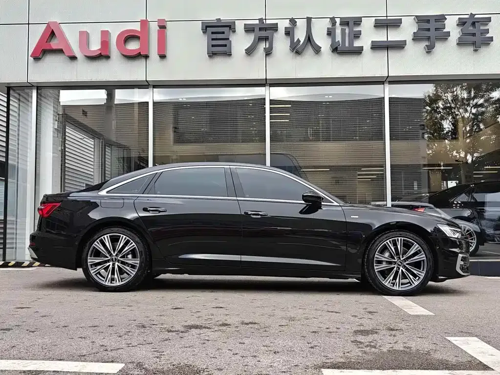 Audi A6L — фото 5