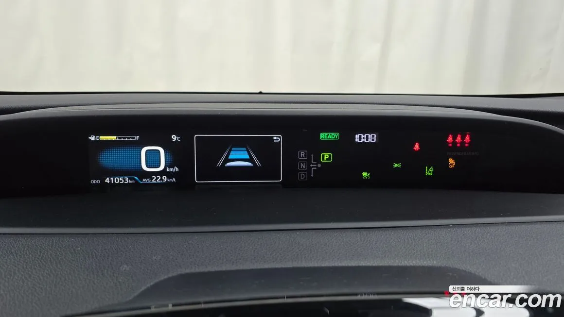 Toyota Prius — фото 8