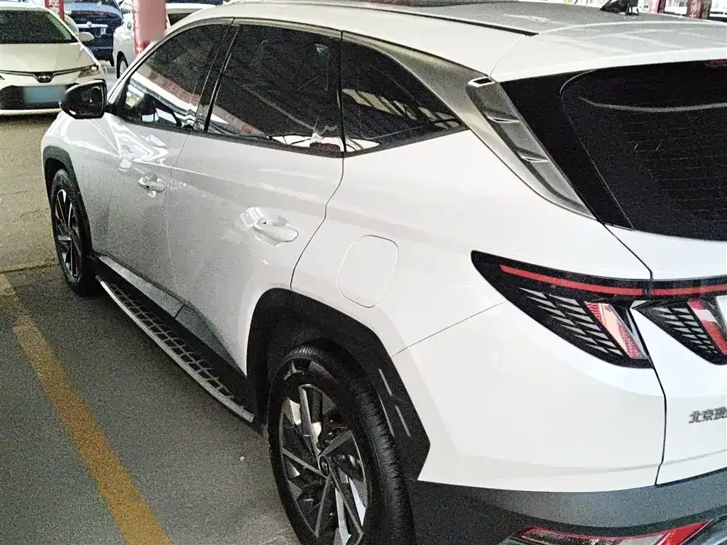 Hyundai Tucson — фото 7