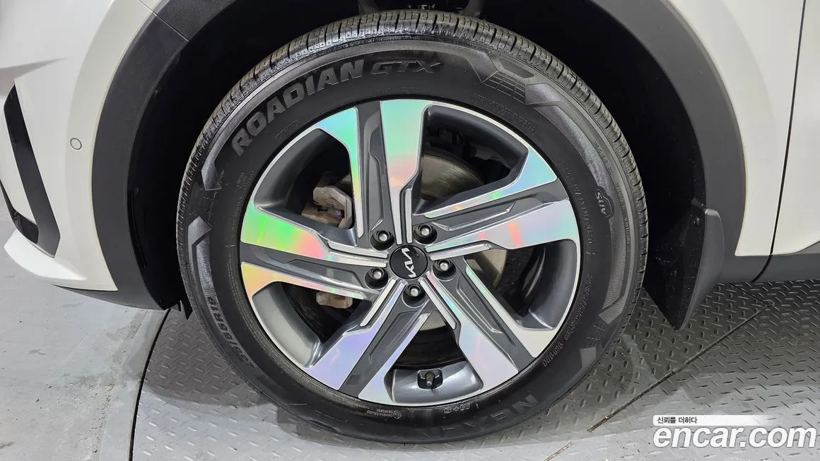 Kia Sorento — фото 7
